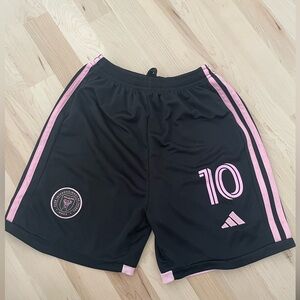 Messi InterMiami shorts. Youth medium